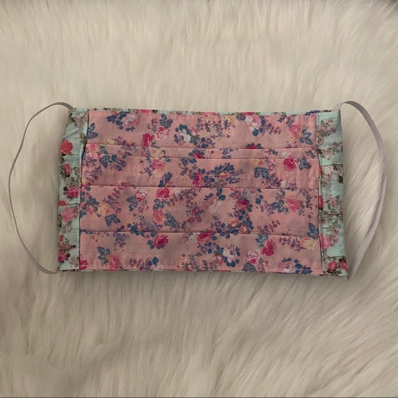 LoveShackFancy x Target Floral Face Mask w/ Pocket - Picture 3 of 9